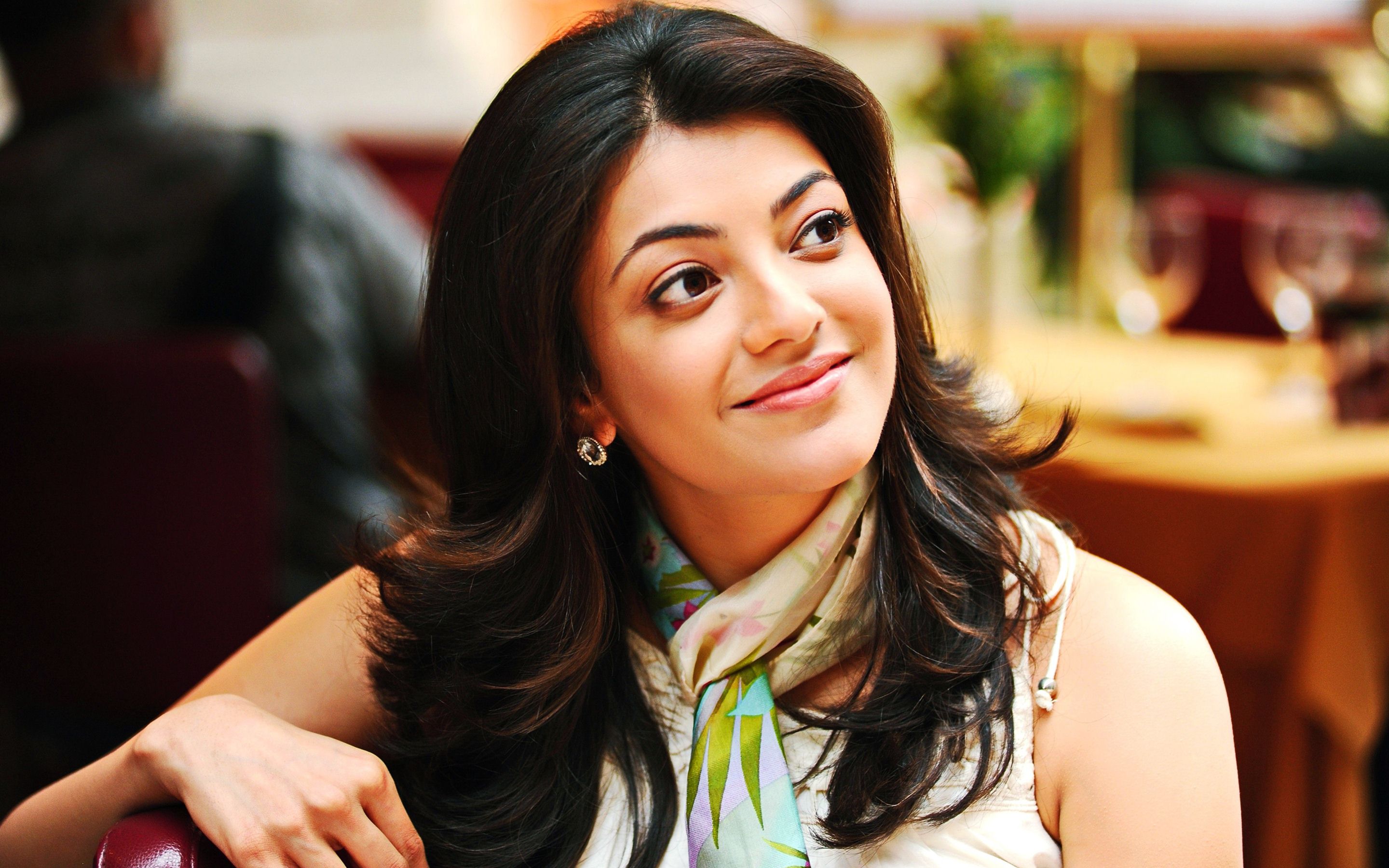 Kajal Agarwal Wallpapers, Pictures, Images
