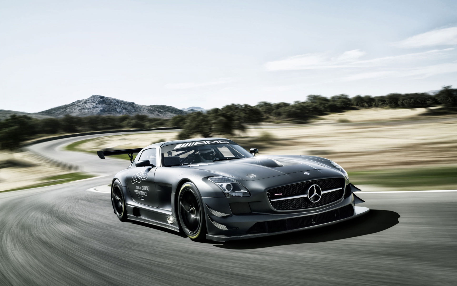 Mercedes-Benz SLS AMG Wallpapers, Pictures, Images