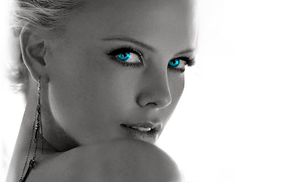 Charlize Theron Widescreen Wallpaper 1920x1200