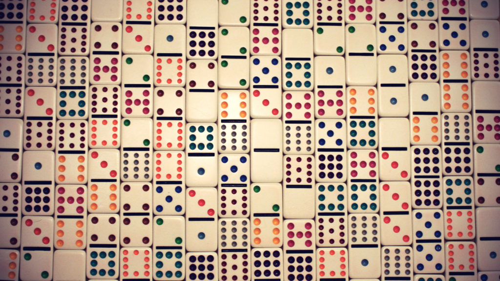 Dominos Full HD Wallpaper
