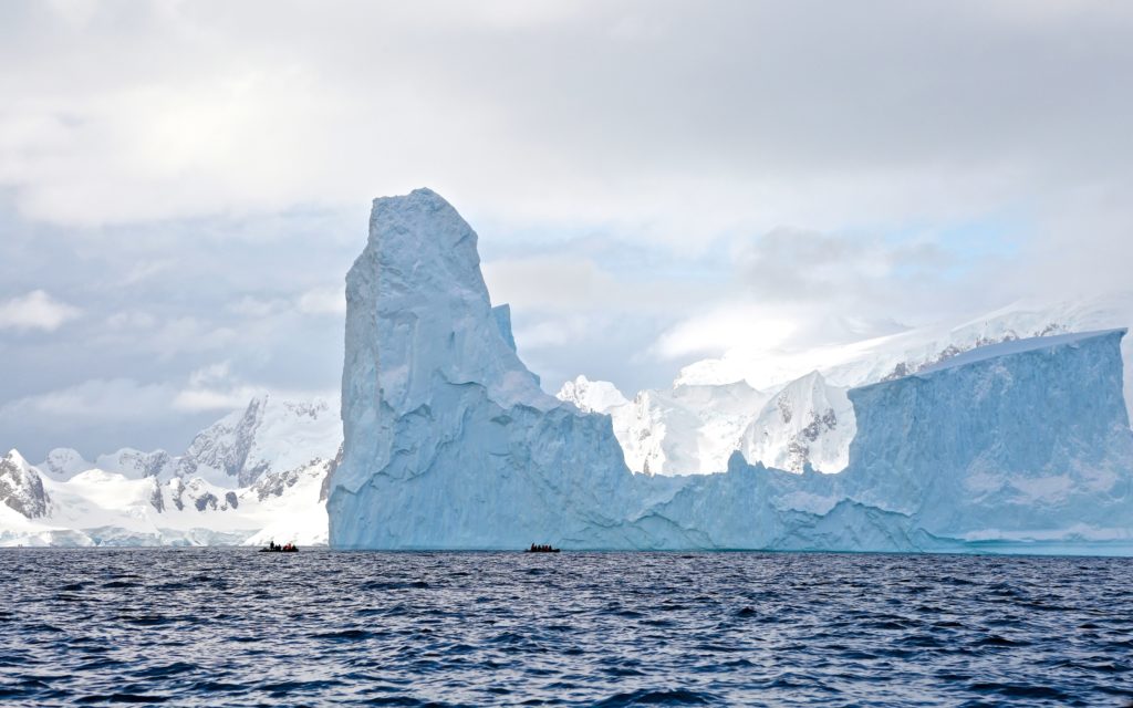 Iceberg Widescreen Wallpaper