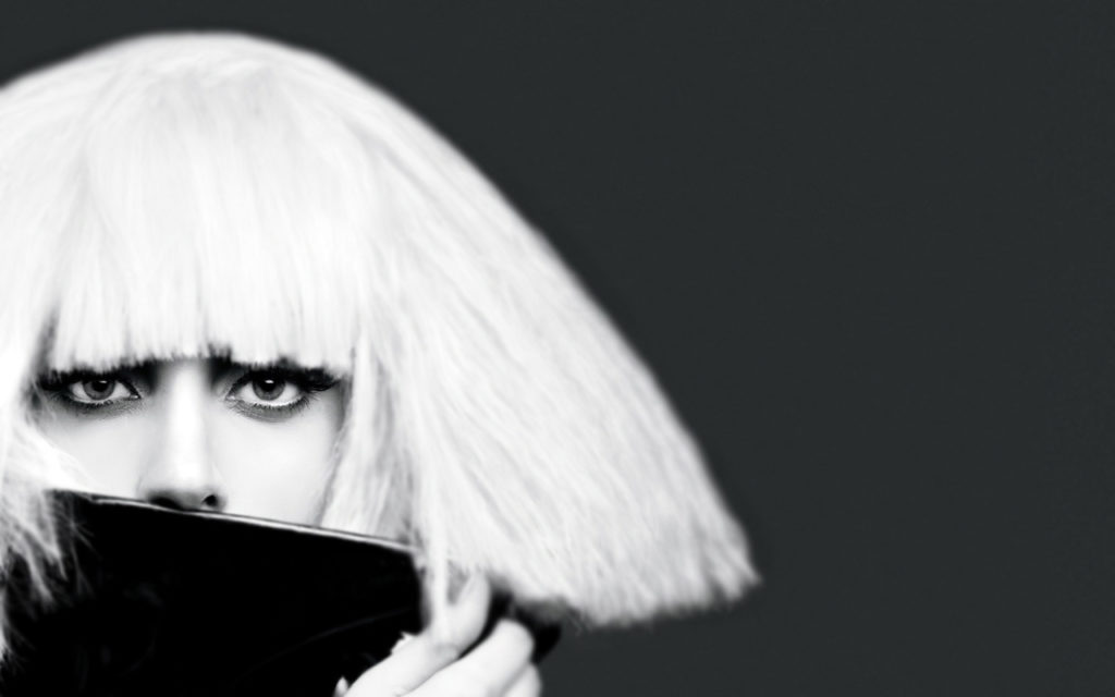 Lady Gaga Widescreen Background