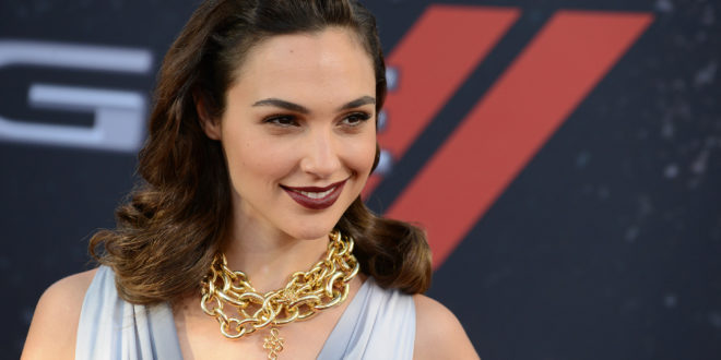 Gal Gadot Wallpapers, Pictures, Images