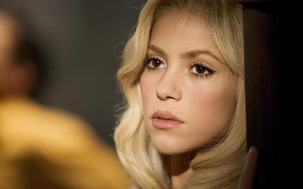 Shakira Widescreen Wallpaper