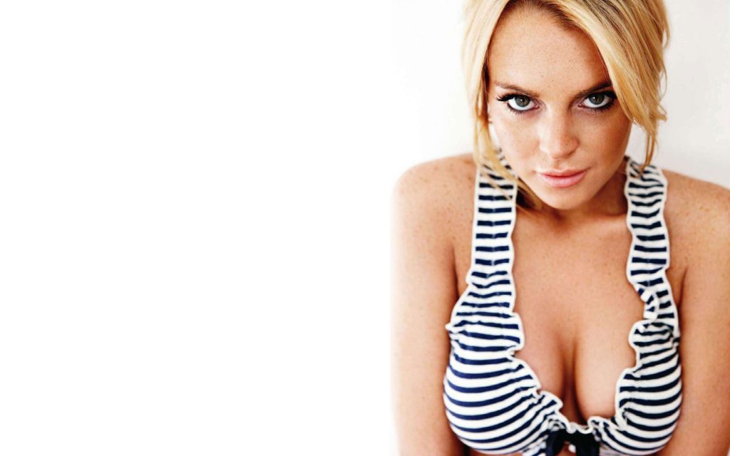 Lindsay Lohan Widescreen Background