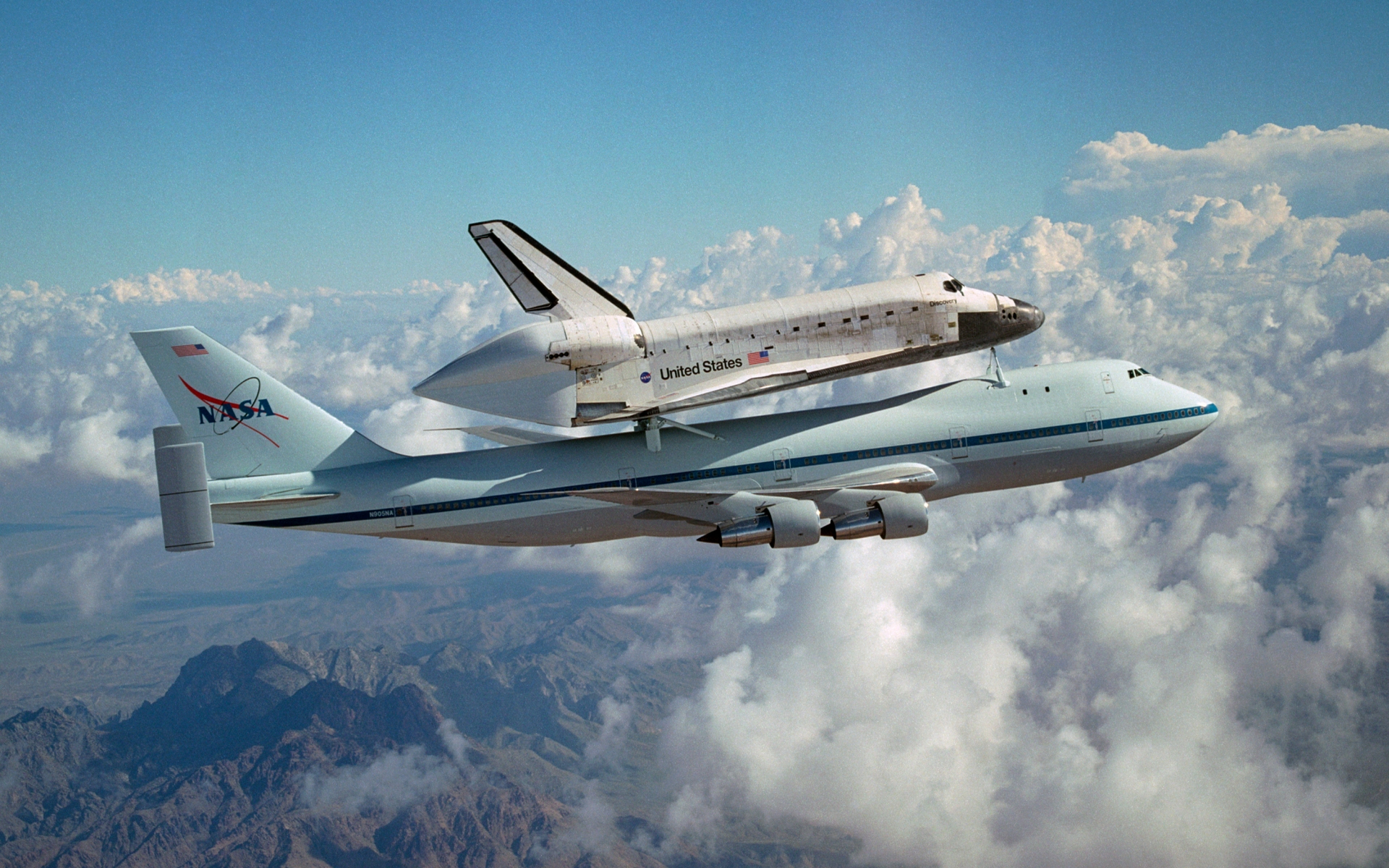 Space Shuttle Discovery Wallpapers, Pictures, Images