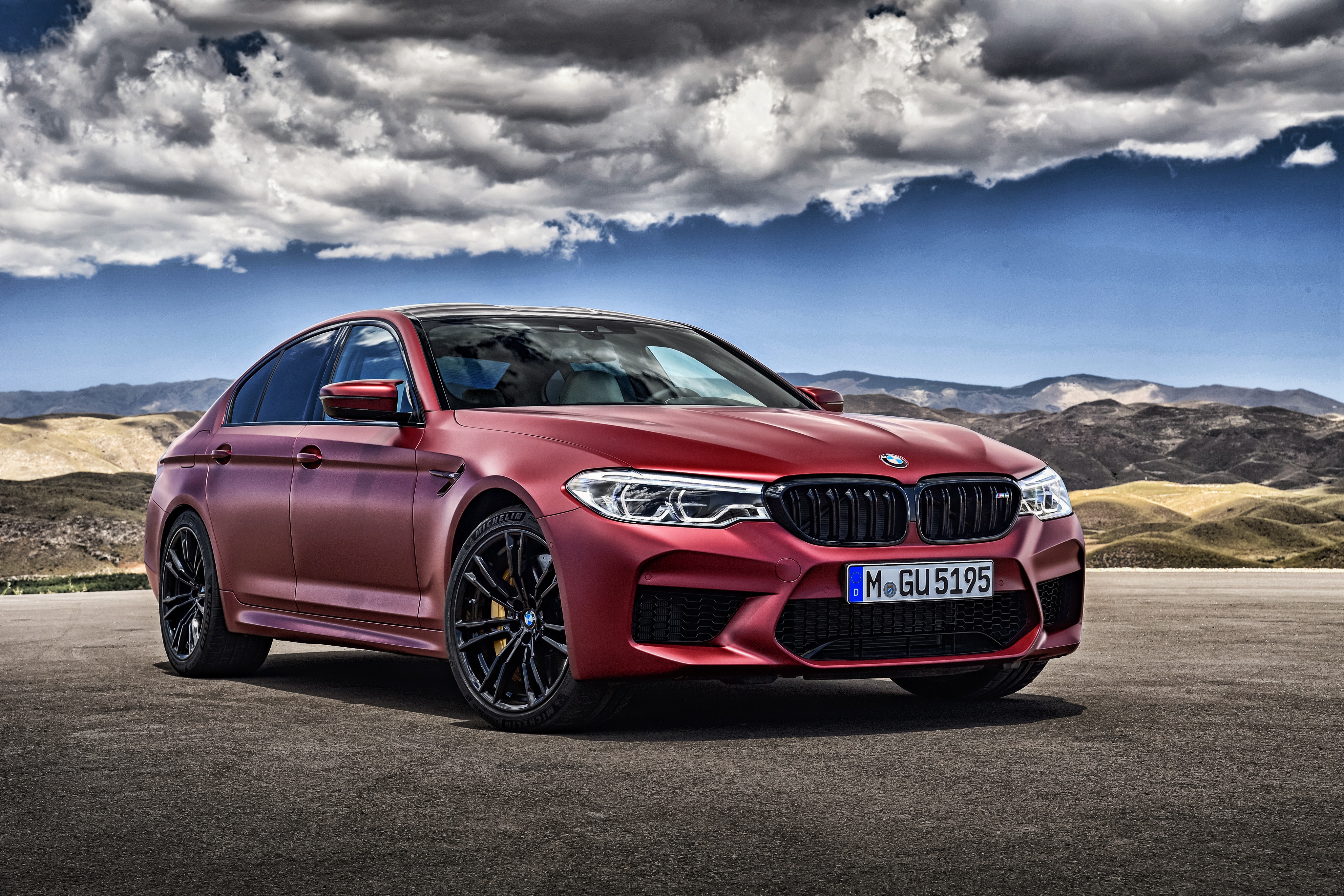 BMW M5 Wallpapers, Pictures, Images