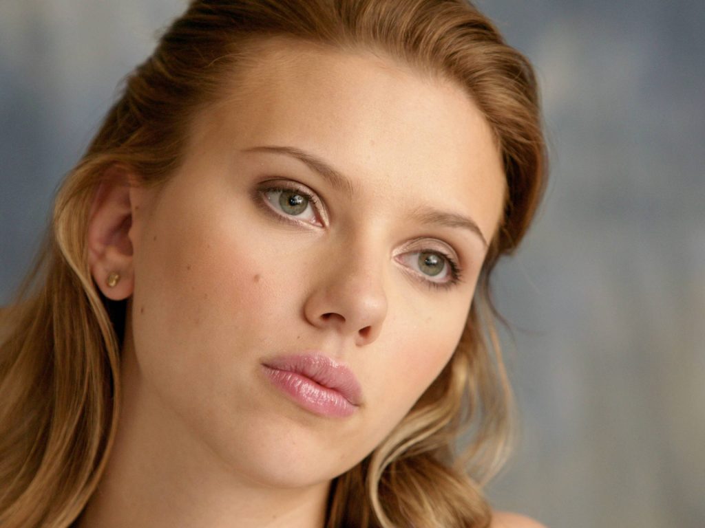 Scarlett Johansson Background
