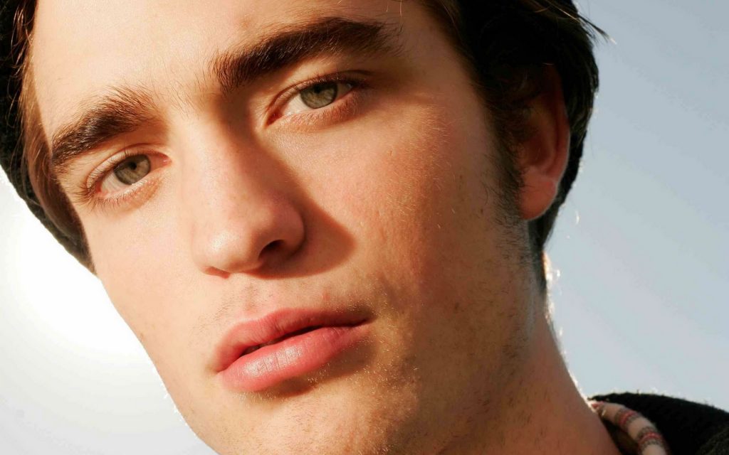 Robert Pattinson Widescreen Wallpaper