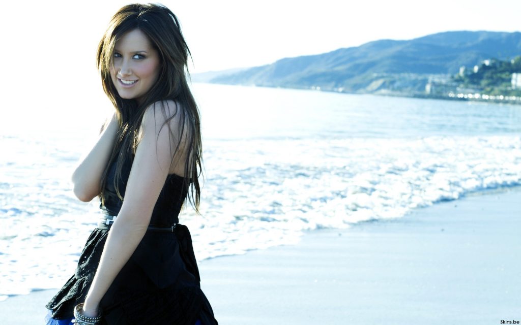 Ashley Tisdale HD Widescreen Background