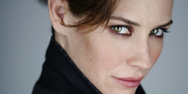Evangeline Lilly Backgrounds