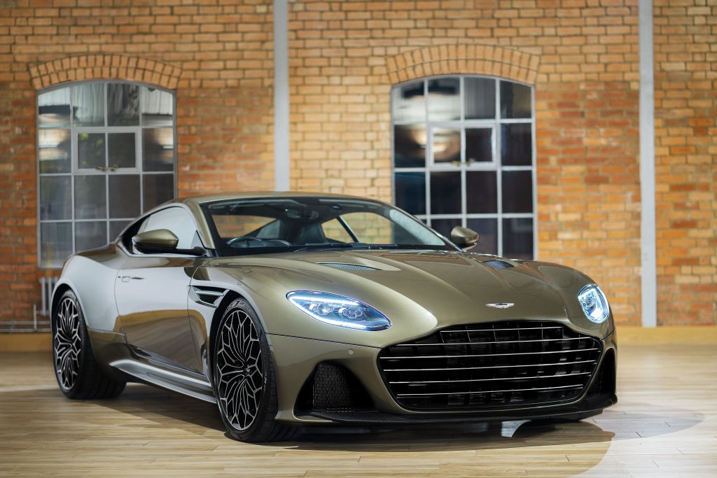 Aston Martin DBS Superleggera Wallpaper