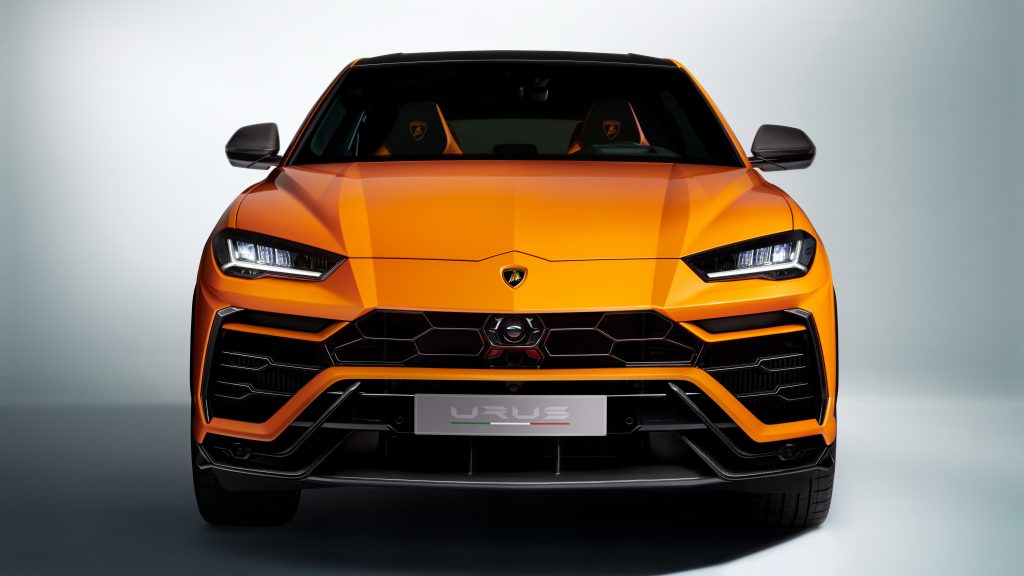 Lamborghini Urus Quad HD Wallpaper