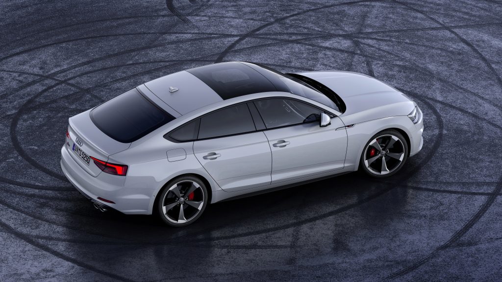 Audi A5 Quad HD Wallpaper