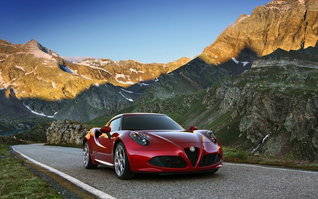 Alfa Romeo 4C Widescreen Background