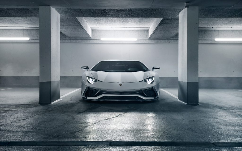 Lamborghini Aventador Widescreen Background