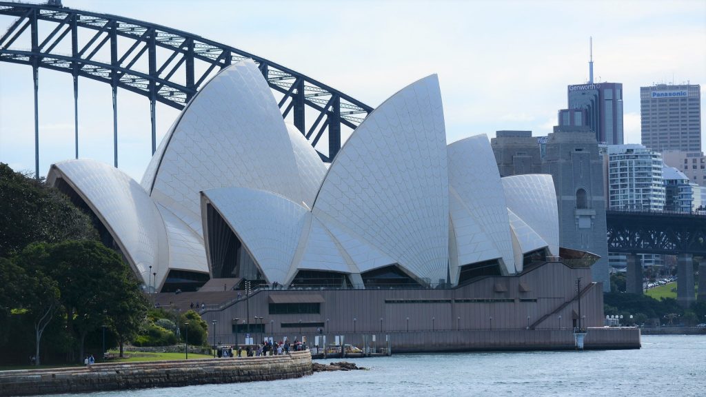 Sydney Opera House Quad HD Wallpaper