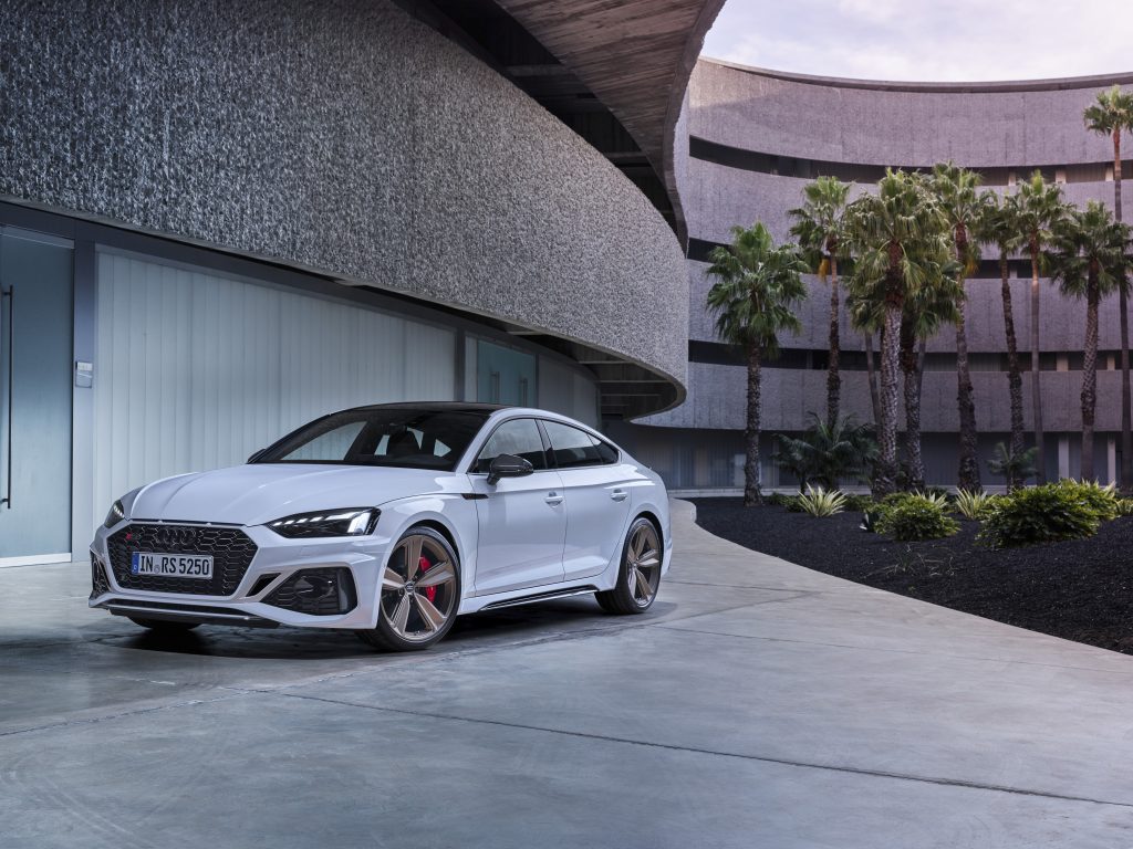 Audi RS5 Wallpaper