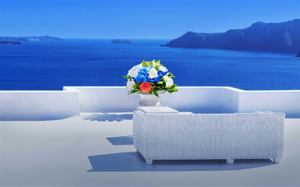 Santorini Widescreen Background