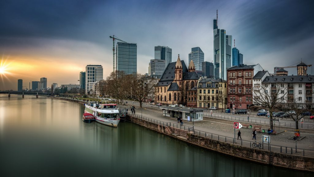 Frankfurt Quad HD Wallpaper