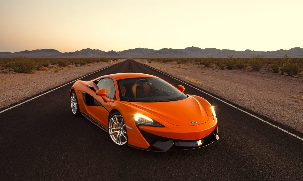 McLaren 570S Background